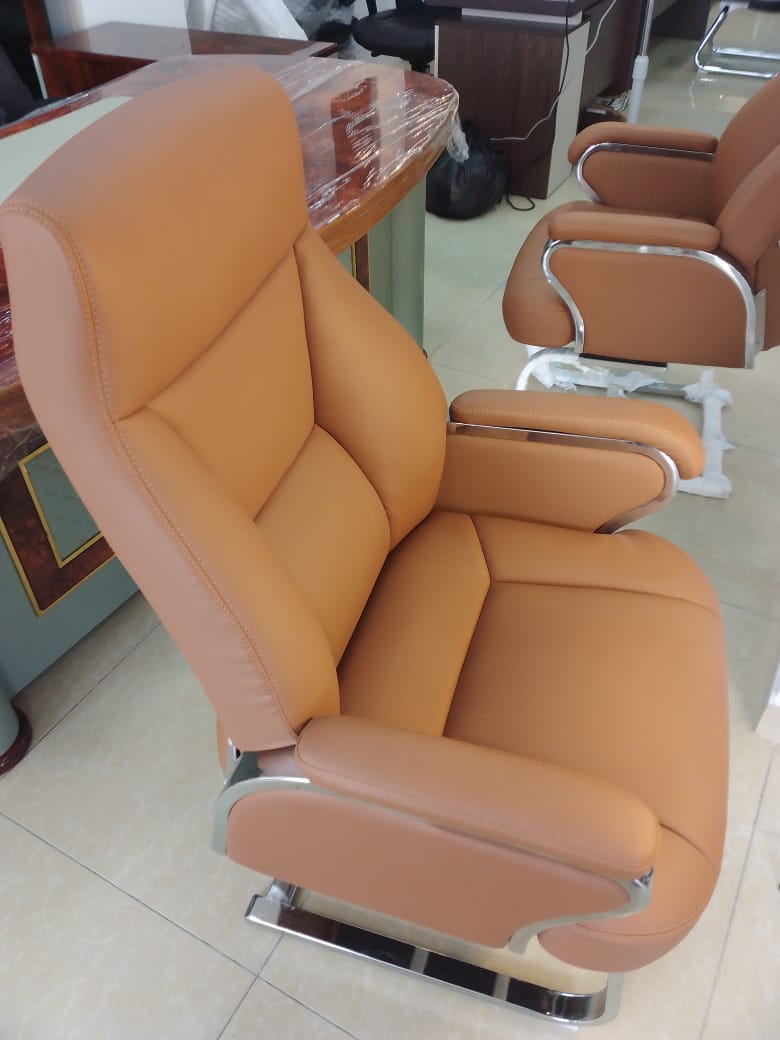 Custom handcrafted sofa in Italian leather, Lagos workshop